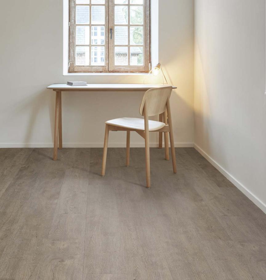 50-LVR-9605_Coretec_Essentials_1500_Series_Great_Northern_Oak_05_RS