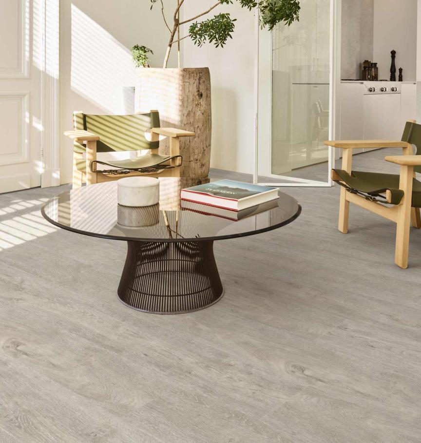 50-LVR-9606_Coretec_Essentials_1500_Series_Sparwood_Oak_06_RS