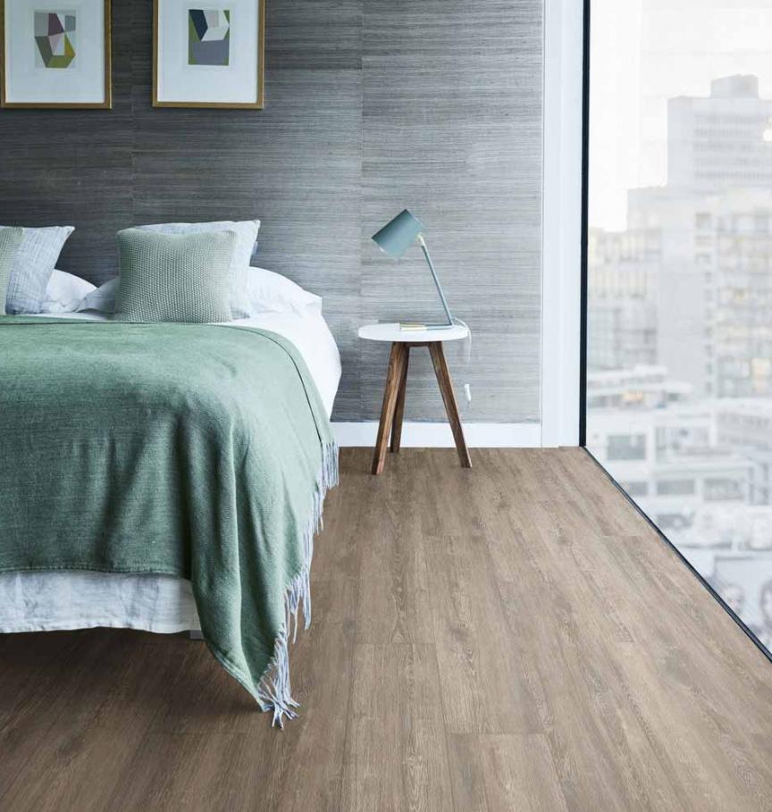 LFC553251_Lifestyle_Floors_LVT_Plombante_Lifestyle_Cover_55_Chene_Sauvage_RS